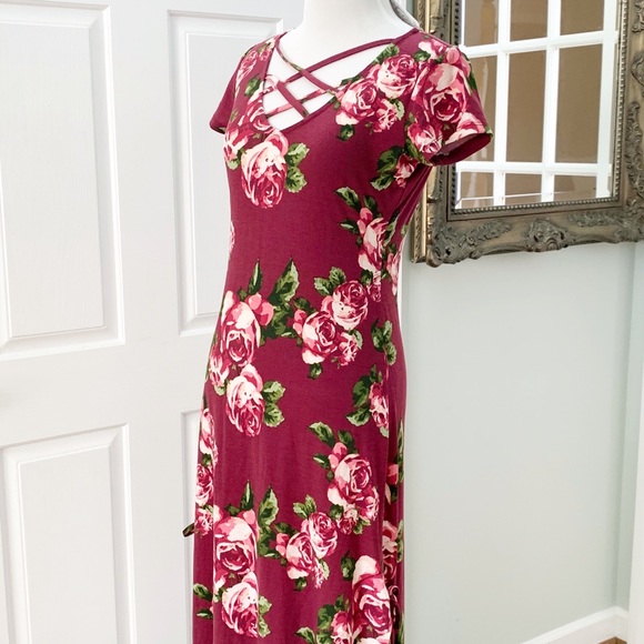 Maxi Dress Red Floral Print Short Sleeve - Picture 6 of 8